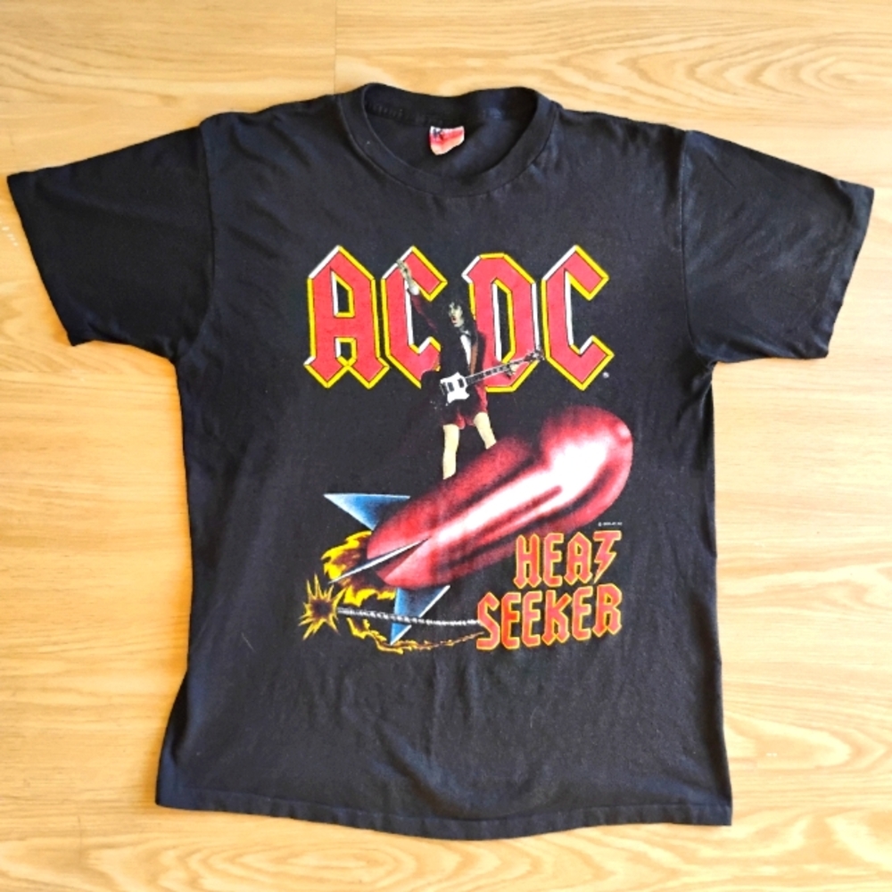 1988 AC/DC Heat Seeker World Tour Band T-shirt  Single Stitch USA Size Lg